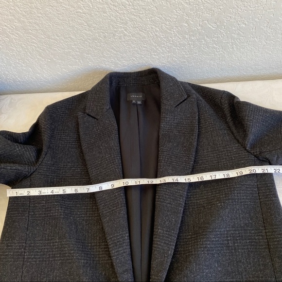 Theory Gray Elizabeth Glen Plaid Wool Blend Coat - Picture 8 of 11
